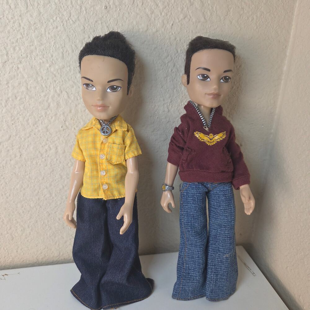 Vintage Bratz Boyz Eitan Doll Bundle with clothes Nu-Cool